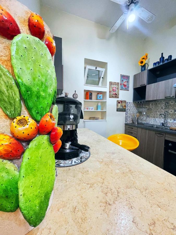 La Trinacria Mare Apartment ปาแลร์โม ภายนอก รูปภาพ