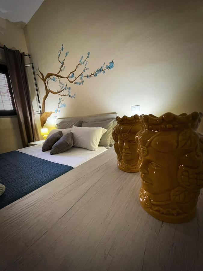La Trinacria Mare Apartment ปาแลร์โม ภายนอก รูปภาพ