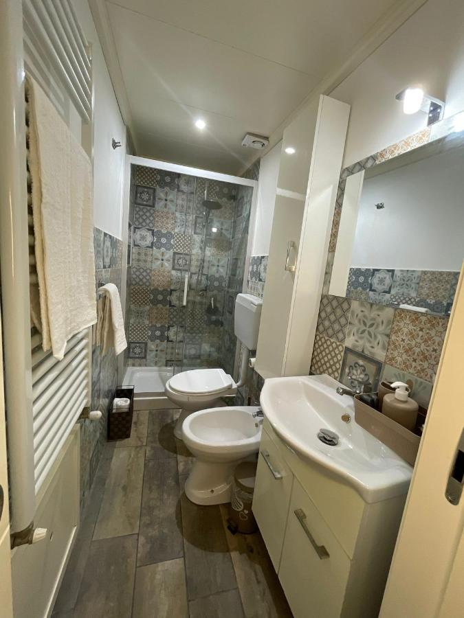 La Trinacria Mare Apartment ปาแลร์โม ภายนอก รูปภาพ